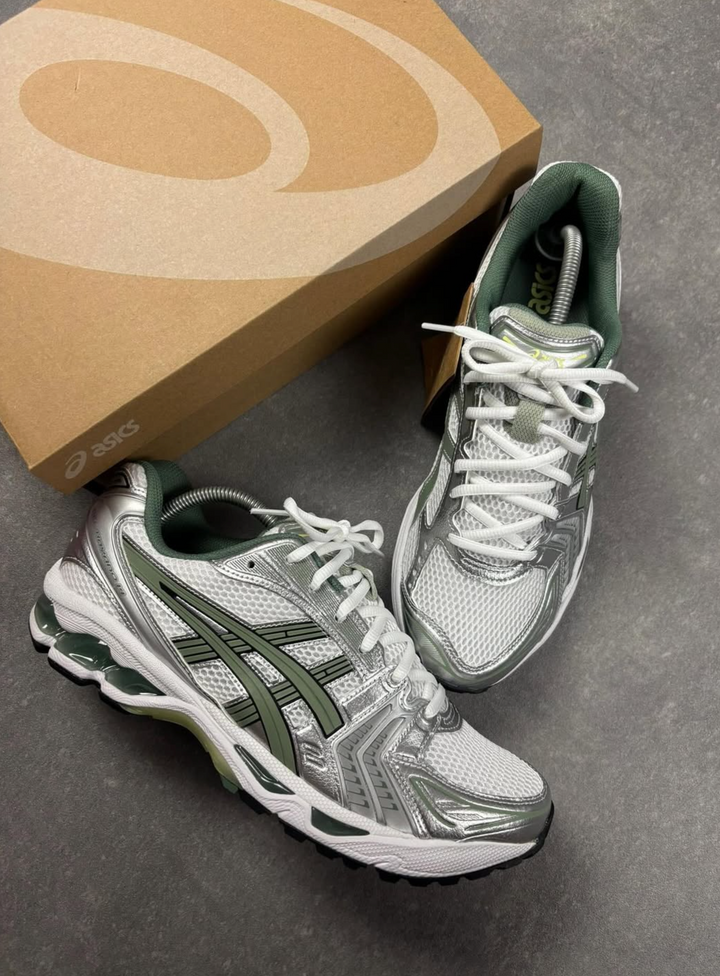 ASICS