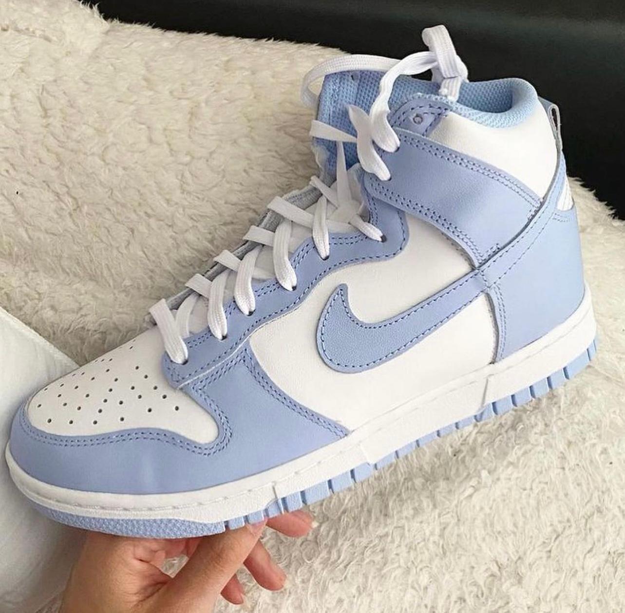 DUNK HIGH