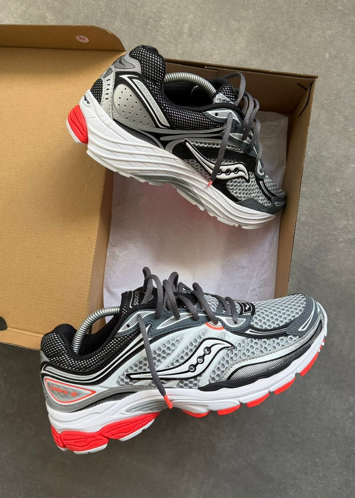 SAUCONY PRO GRID OMNI 9 WHITE CADET