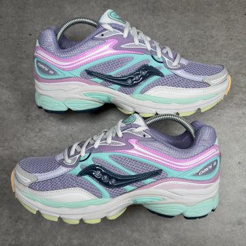 SAUCONY PROGRID OMNI 9 PRISM WISTERIA BLUE