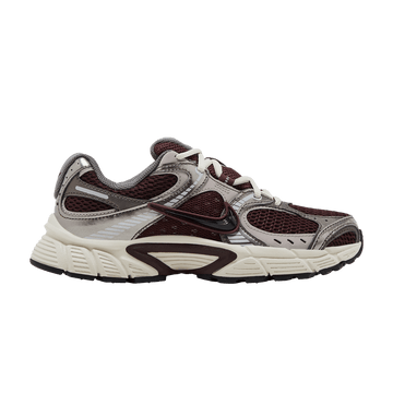 NIKE V5 RNR BURGUNDY CRUSH COLLEGE GREY (WOMEN'S) — Stock