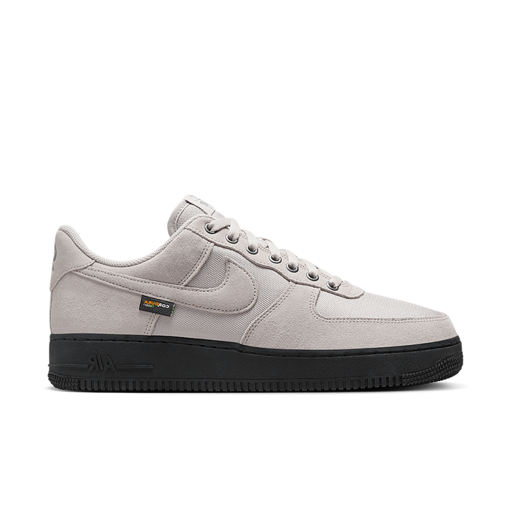 NIKE AIR FORCE 1 LOW &