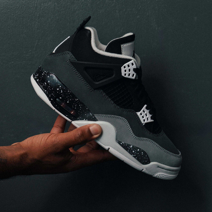 AIR JORDAN 4 RETRO &