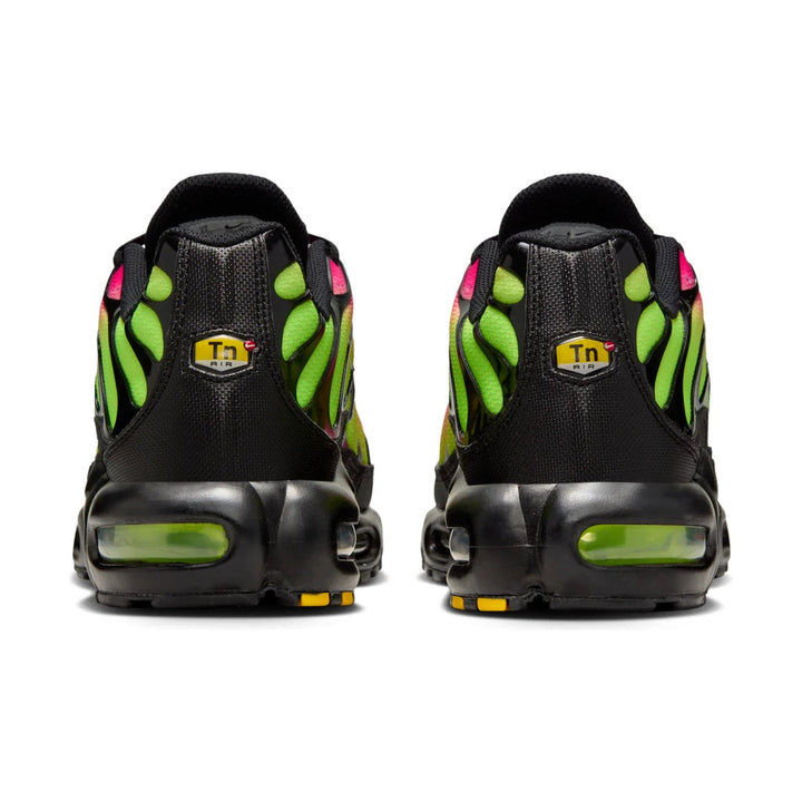 NIKE AIR MAX PLUS HYPER PINK VOLT BLACK