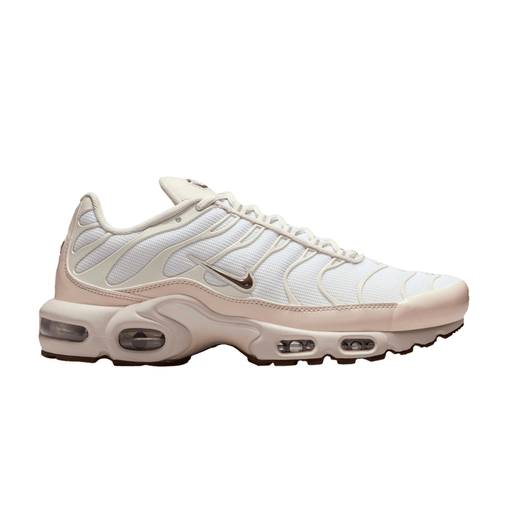 NIKE AIR MAX PLUS SE LIGHT OREWOOD BROWN (WOMEN&