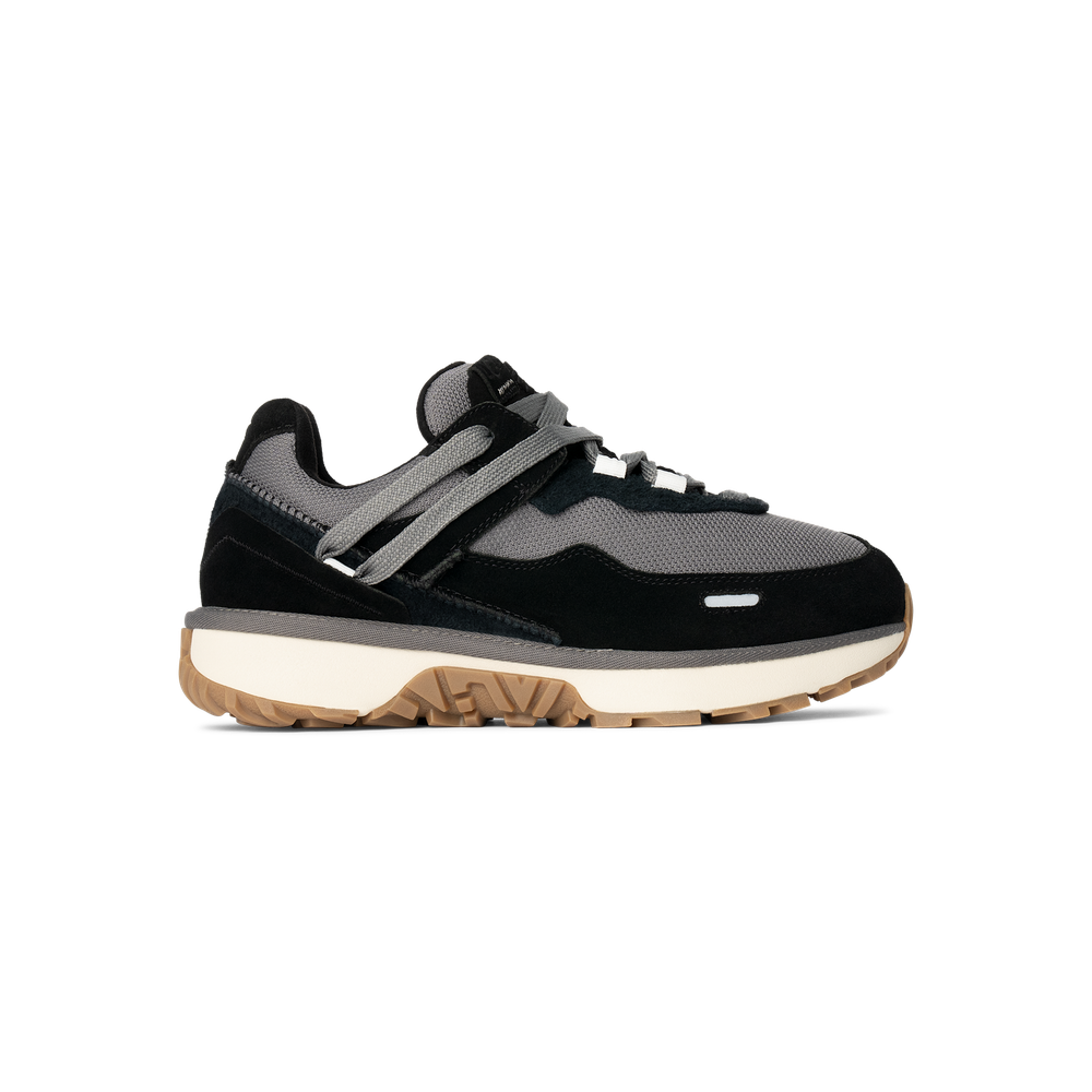 UGG RETROFI LOW BLACK