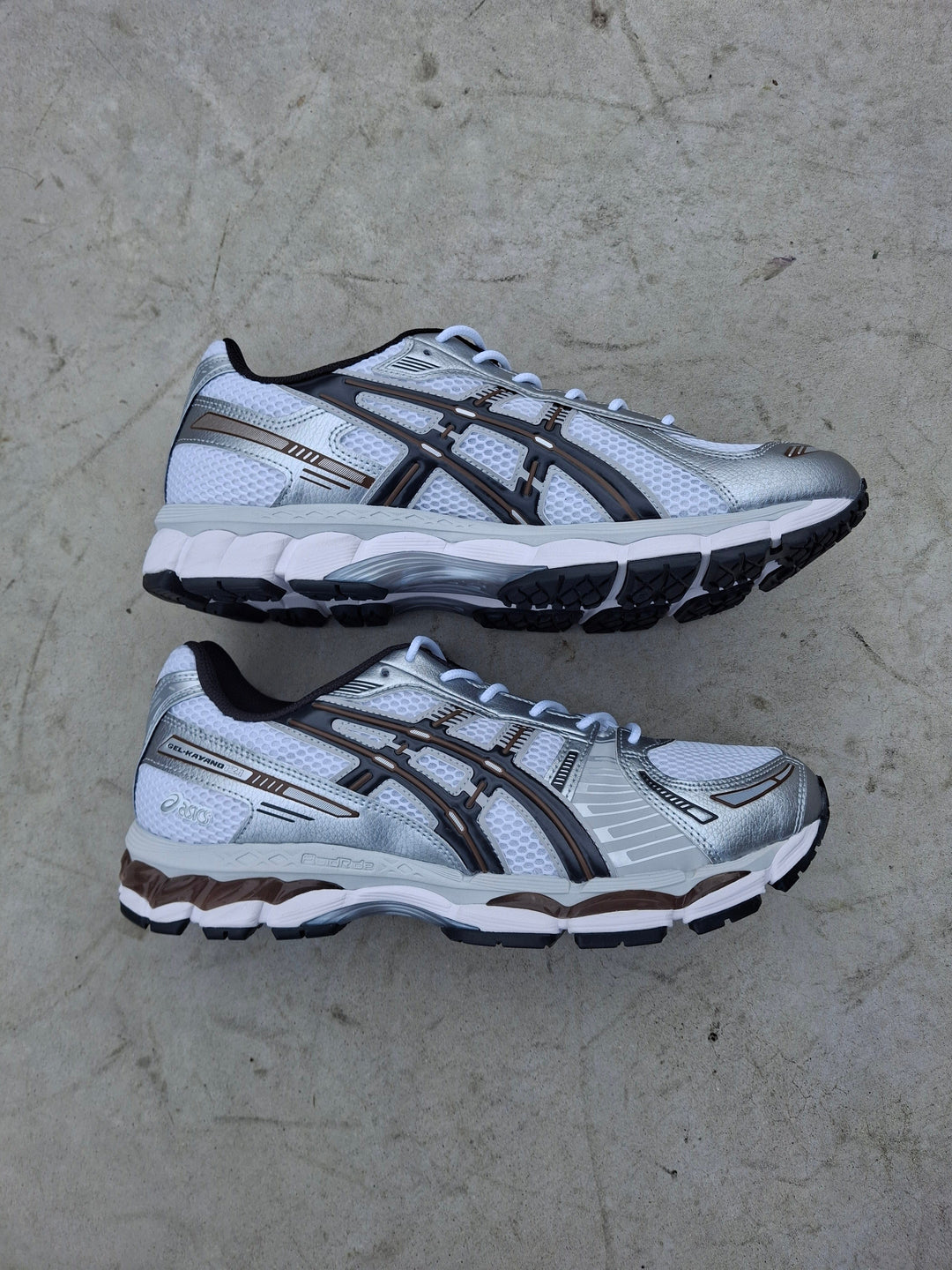 ASICS GEL KAYANO 12.1 &
