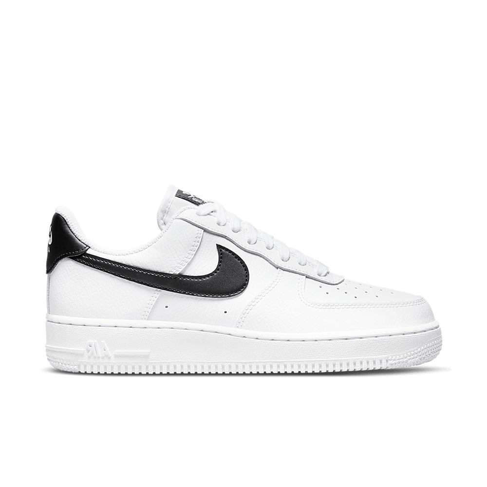 NIKE AIR FORCE 1 LOW WHITE BLACK (WOMEN&