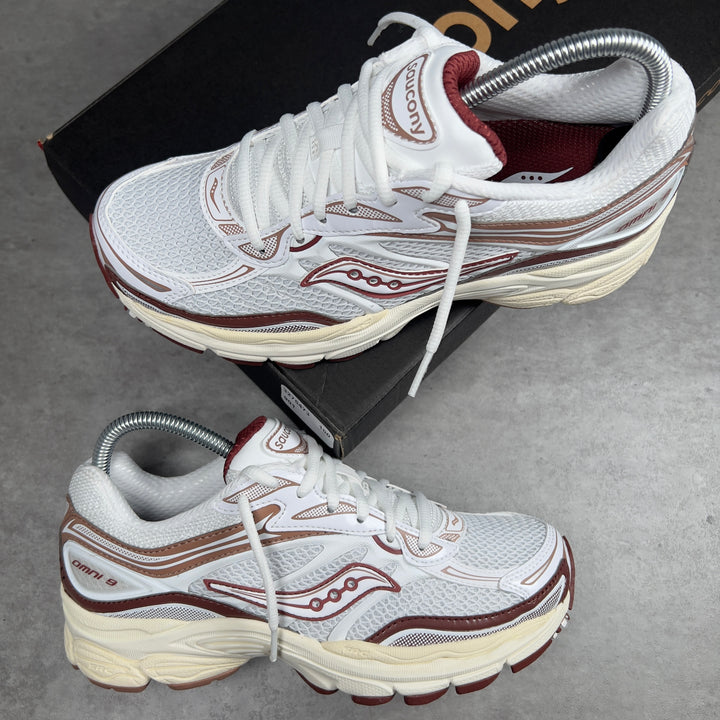 SAUCONY PROGRID OMNI 9 WOMEN&