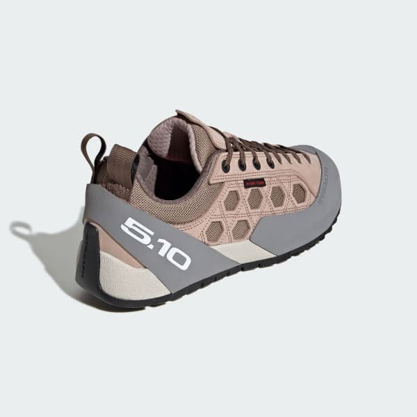 ADIDAS FIVE TEN GUIDE TENNIE WONDER TAUPE EARTH STRATA WOMENS