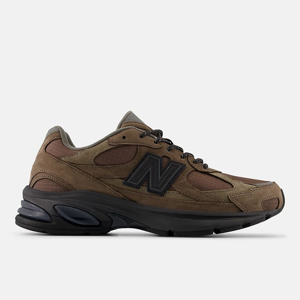 NEW BALANCE 2010 BROWN