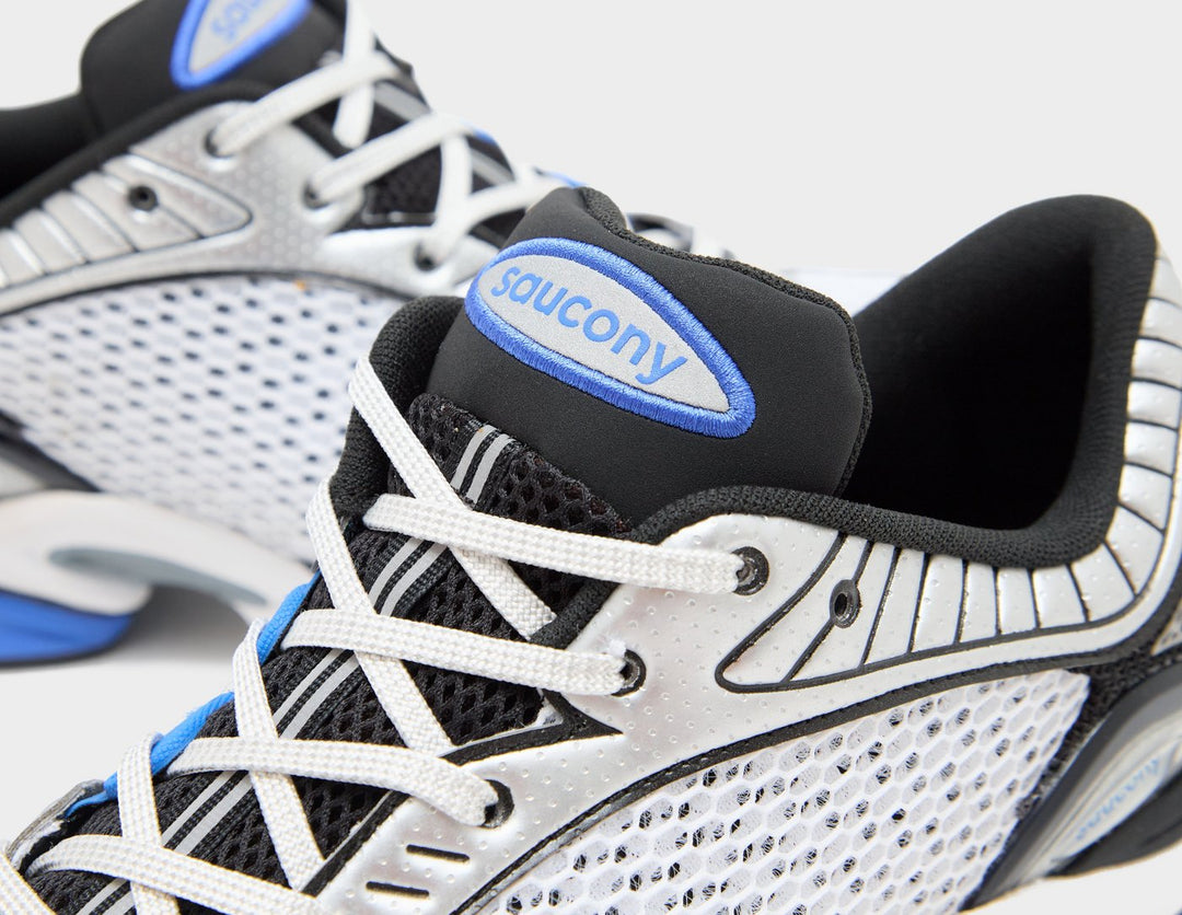 SAUCONY PROGRID PARAMOUNT WHITE