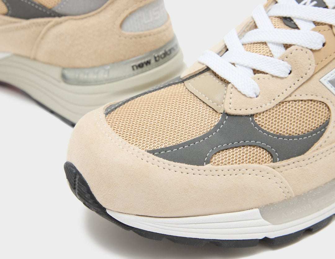 NEW BALANCE 992 MADE IN USA BEIGE