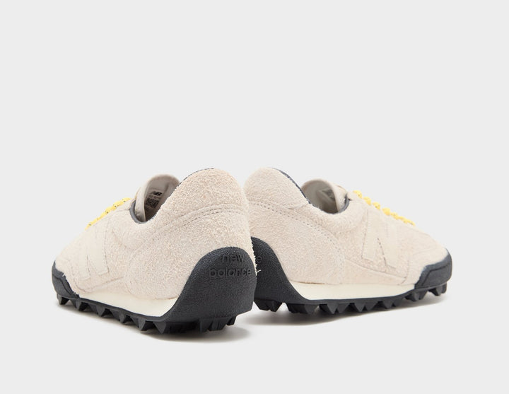 NEW BALANCE GATOR RUN BEIGE