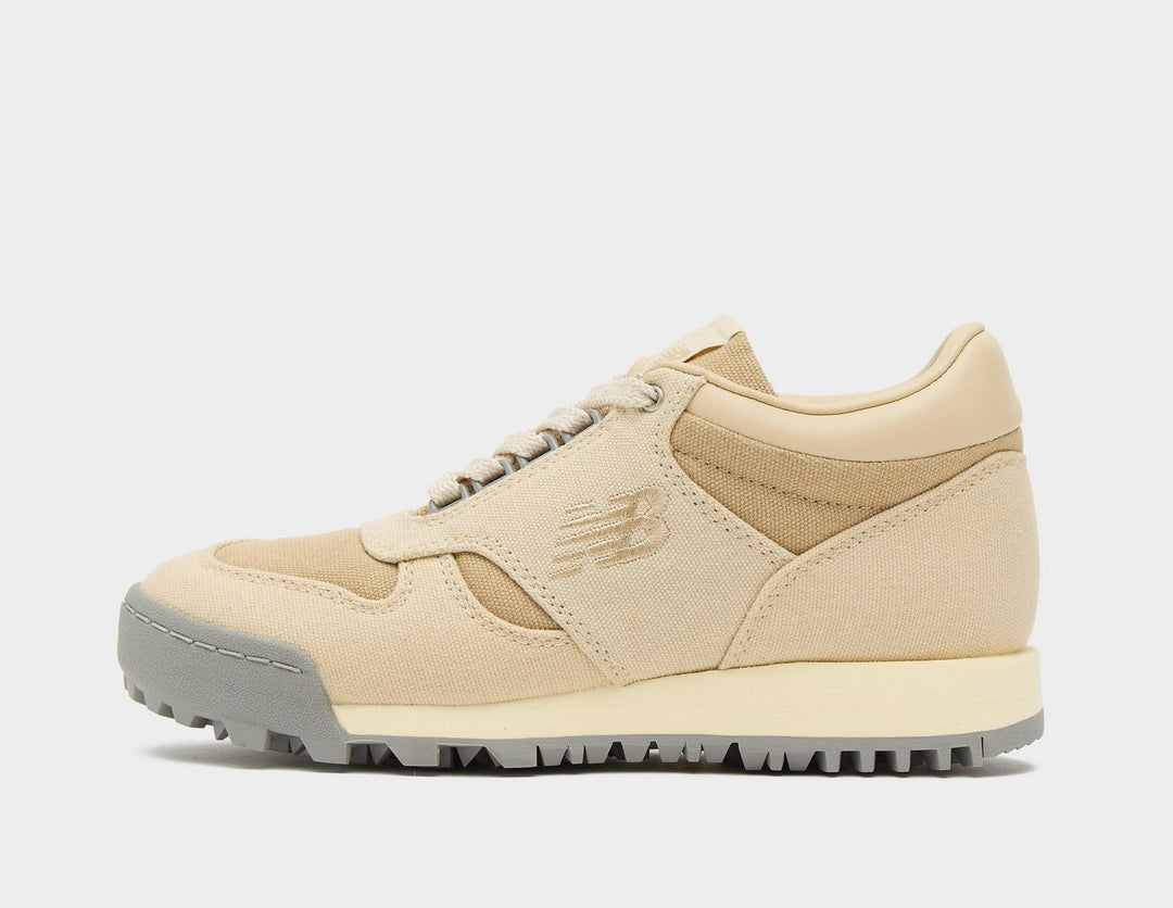 NEW BALANCE RAINIER LOW WOMEN&
