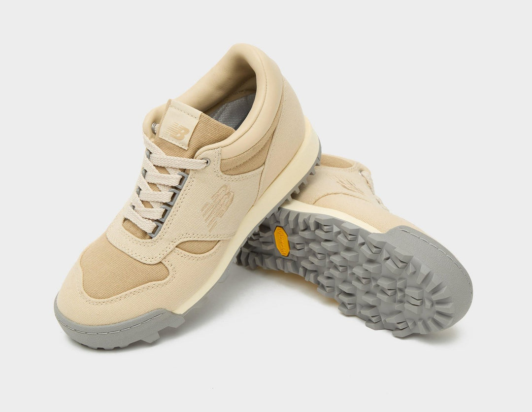 NEW BALANCE RAINIER LOW WOMEN&