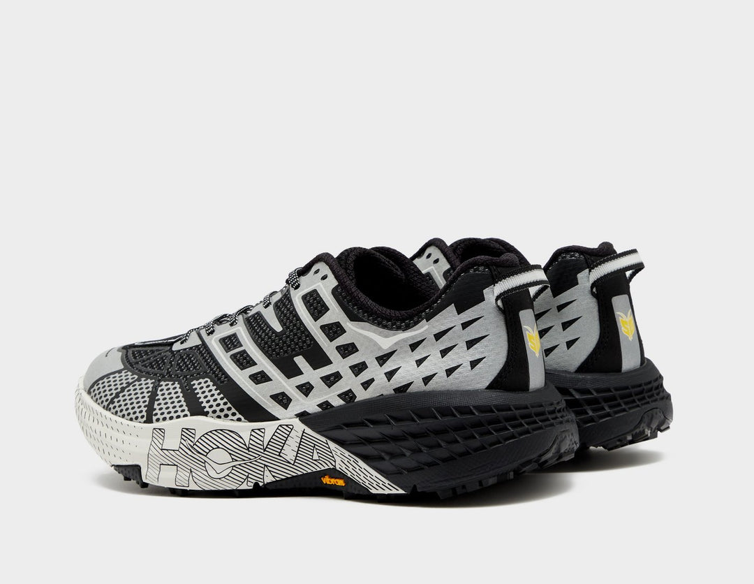 HOKA SPEEDGOAT 2 SILVER WHITE BLACK