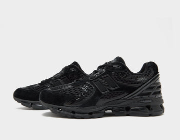 NEW BALANCE 1954 BLACK — Stock