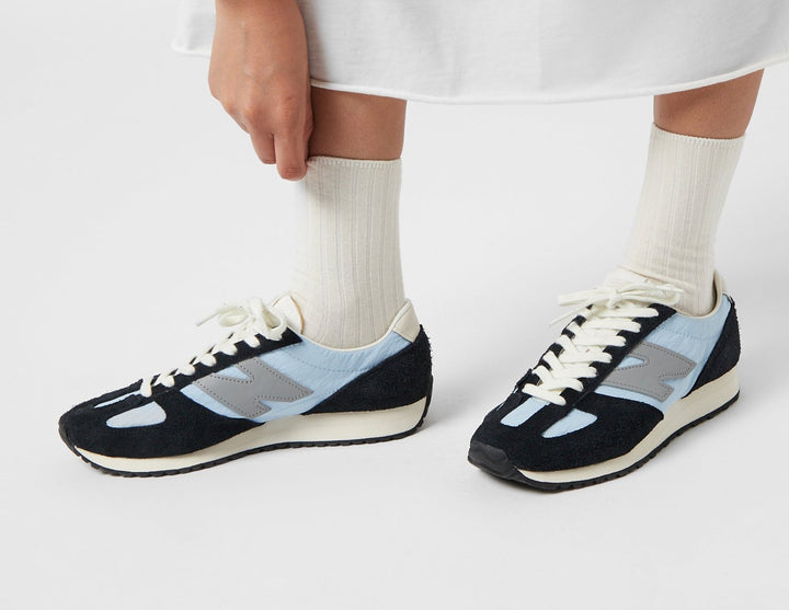 NEW BALANCE 471 WOMEN&