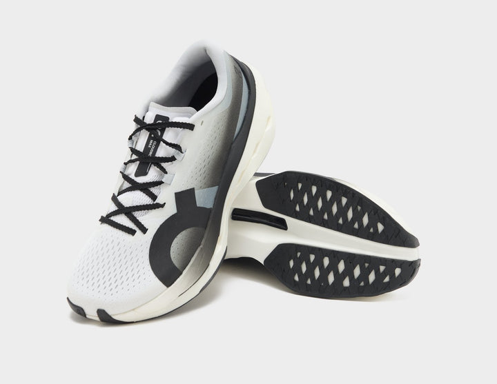 ON RUNNING CLOUDBOOM MAX GREY