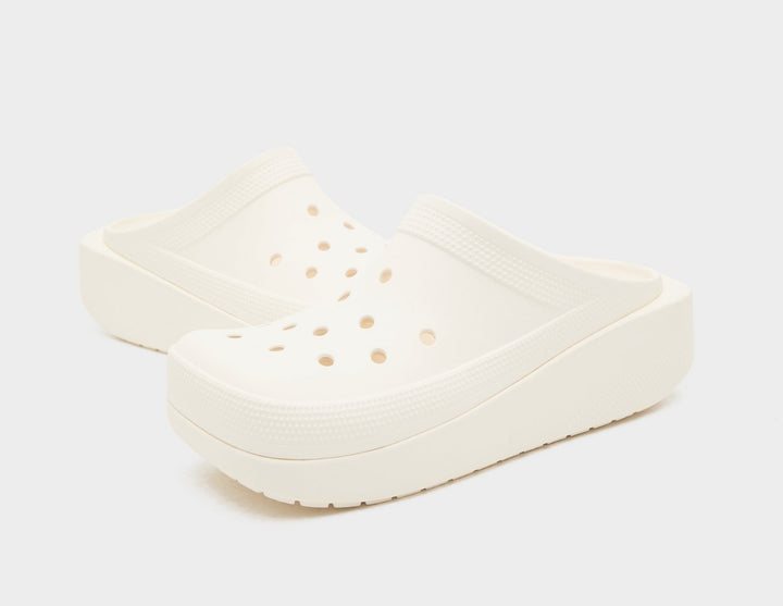 CROCS BLUNT TOE CLOG WHITE