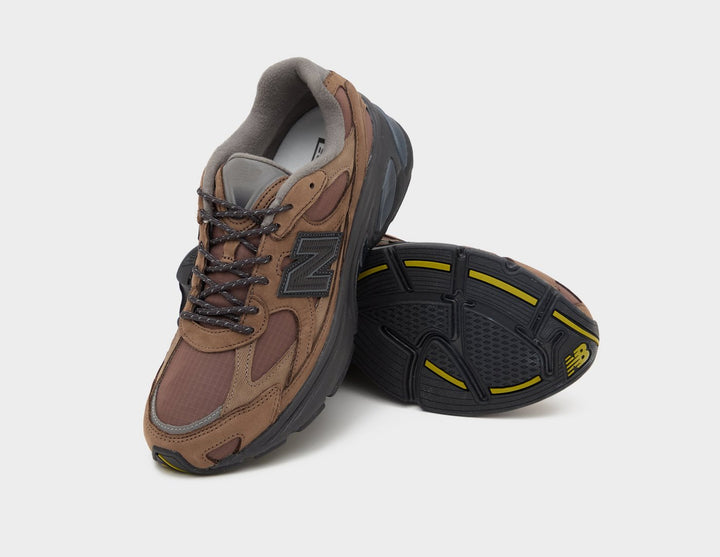 NEW BALANCE 2010 BROWN