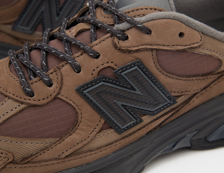 NEW BALANCE 2010 BROWN