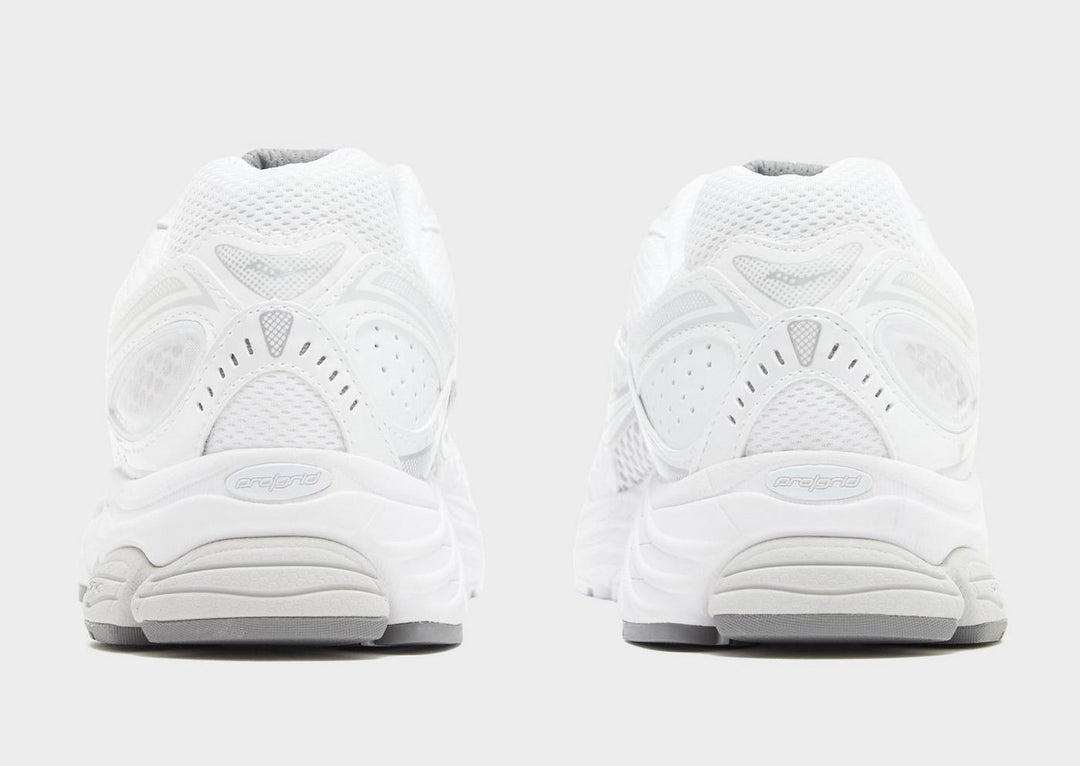 SAUCONY PROGRID OMNI 9 OG TRIPLE WHITE