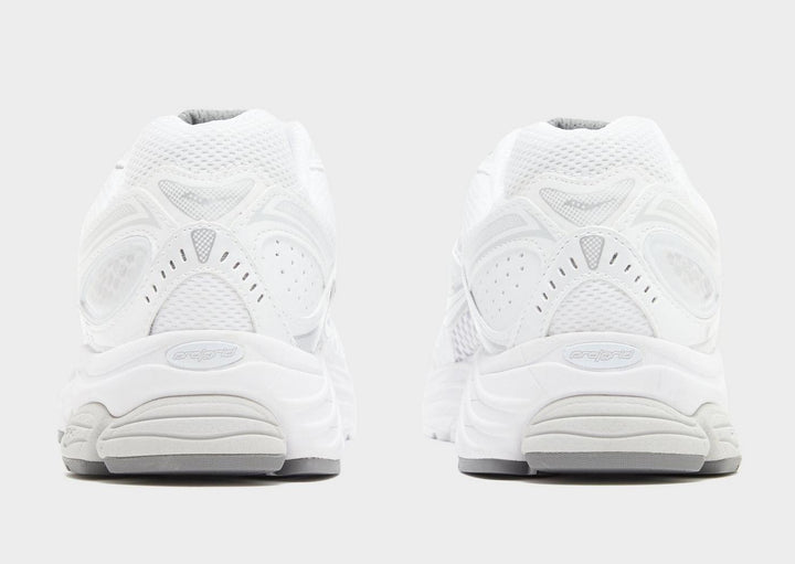 SAUCONY PROGRID OMNI 9 OG TRIPLE WHITE