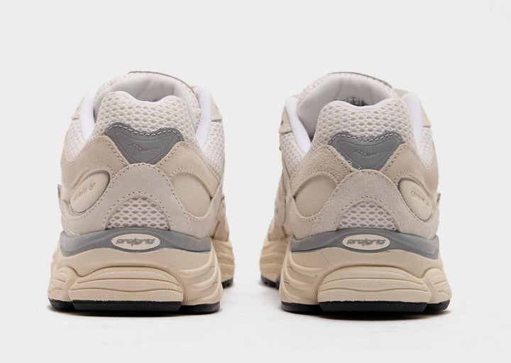 SAUCONY PROGRID OMNI 9 OG BEIGE