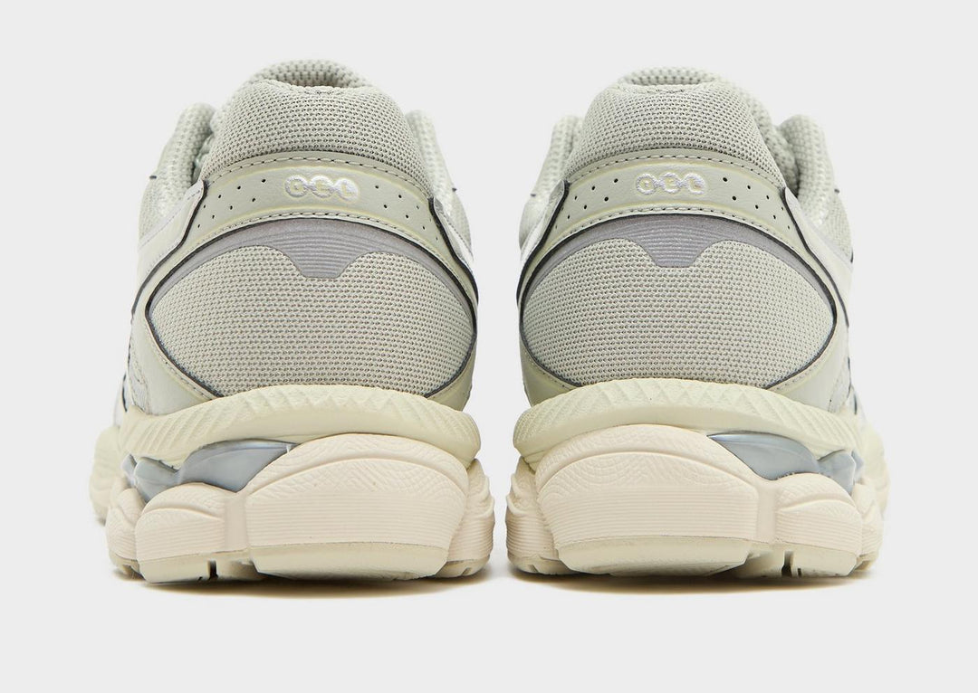 ASICS GEL-CUMULUS 16 DRIED LEAF GREEN