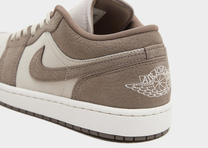 JORDAN AIR 1 LOW WOMEN&