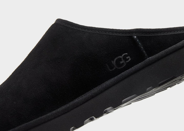 UGG CLASSIC SLIP ON BLACK