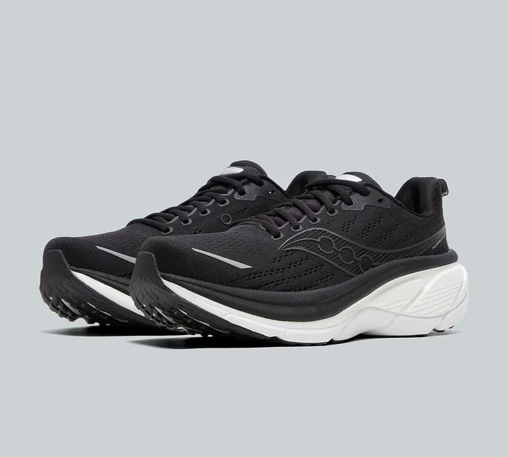 SAUCONY HURRICANE 25 RUNNING TRAINER BLACK / WHITE