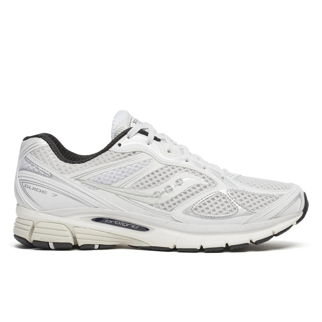 SAUCONY PROGRID GUIDE 7 WHITE BLACK