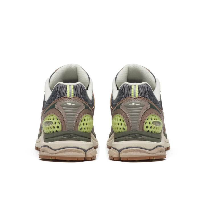 SAUCONY PROGRID TRIUMPH 4 CARBON TAUPE