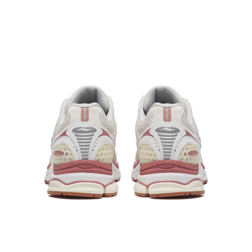 SAUCONY PROGRID TRIUMPH 4 LIGHT SAND RUST — Stock
