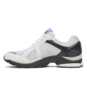 SAUCONY PROGRID TRIUMPH 4 WHITE NIGHT SKY — Stock