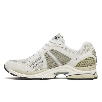 SAUCONY PROGRID TRIUMPH 4 WHITE ONYX ELM — Stock