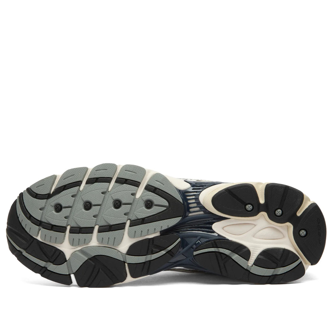 SAUCONY PROGRID OMNI 9 WHITE NAVY