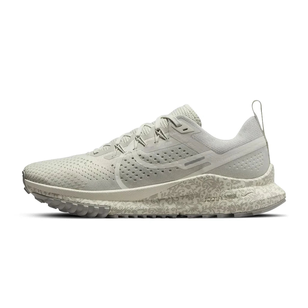 NIKE REACT PEGASUS TRAIL 4 GIVE HER FLOWERS W