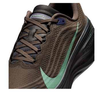 NIKE VOMERO PLUS IRONSTONE DARK RAISIN QUARTZ PATINA — Stock