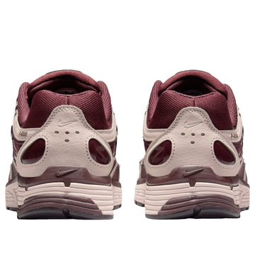 NIKE P-6000 SILT RED BURGUNDY CRUSH W — Stock