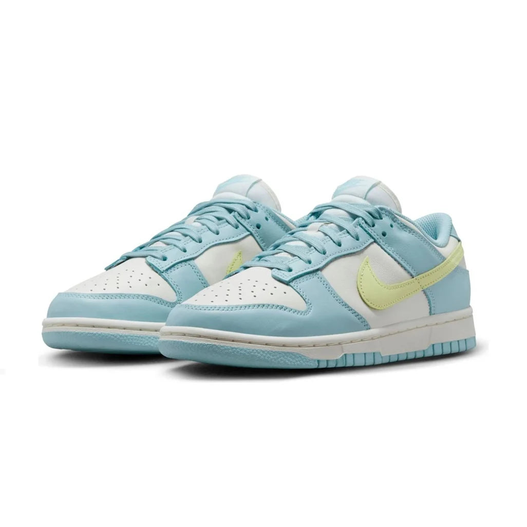 NIKE DUNK LOW &
