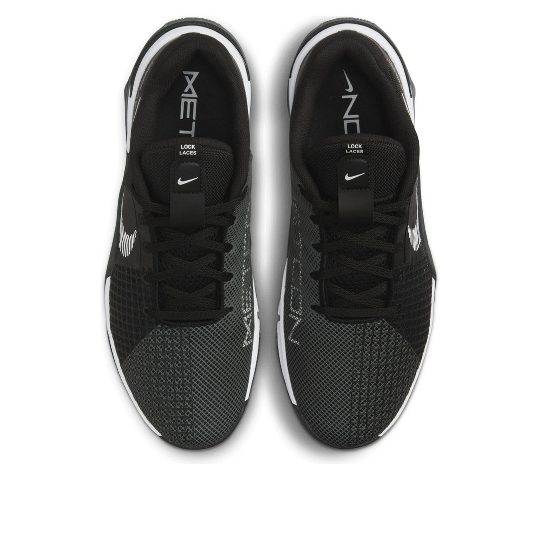 NIKE METCON 8 BLACK WHITE