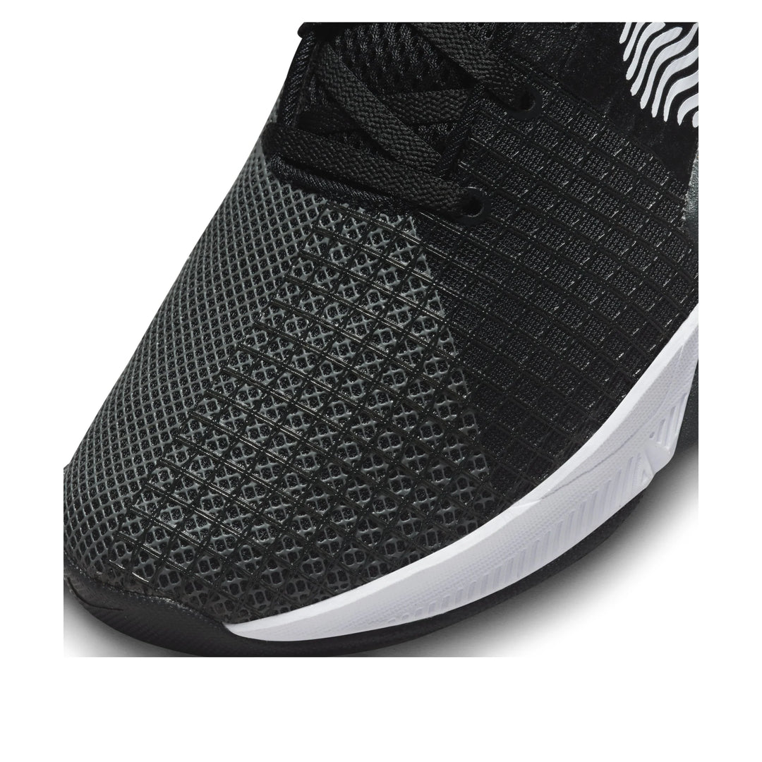 NIKE METCON 8 BLACK WHITE