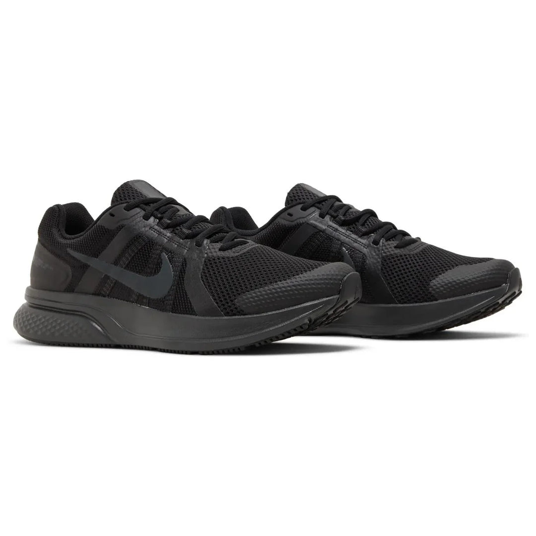 NIKE RUN SWIFT 2 BLACK DARK SMOKE GREY