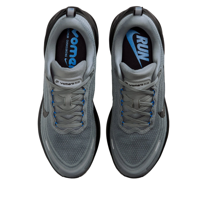 NIKE VOMERO PLUS SMOKE GREY PHOTO BLUE