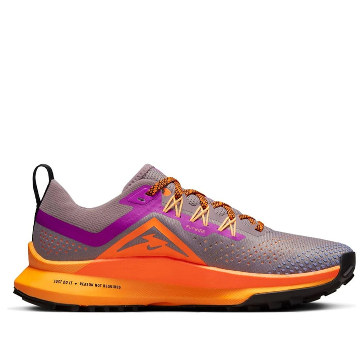 NIKE REACT PEGASUS TRAIL 4 PURPLE SMOKE TOTAL ORANGE PEACH CREAM VIVID PURPLE W