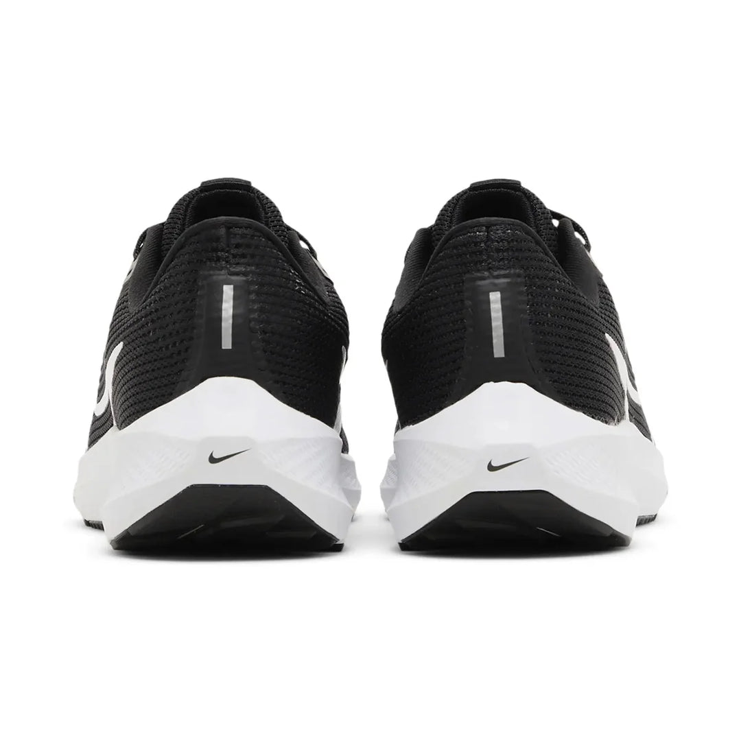NIKE AIR ZOOM PEGASUS 40 BLACK WHITE